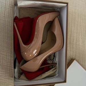 Nude-Red bottoms